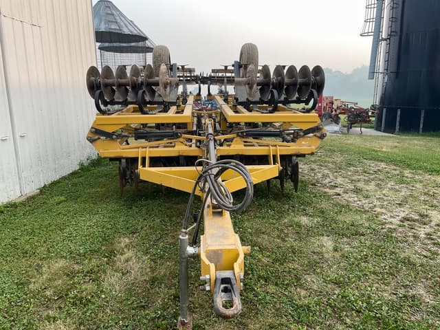 Image of Landoll 875-18 equipment image 1