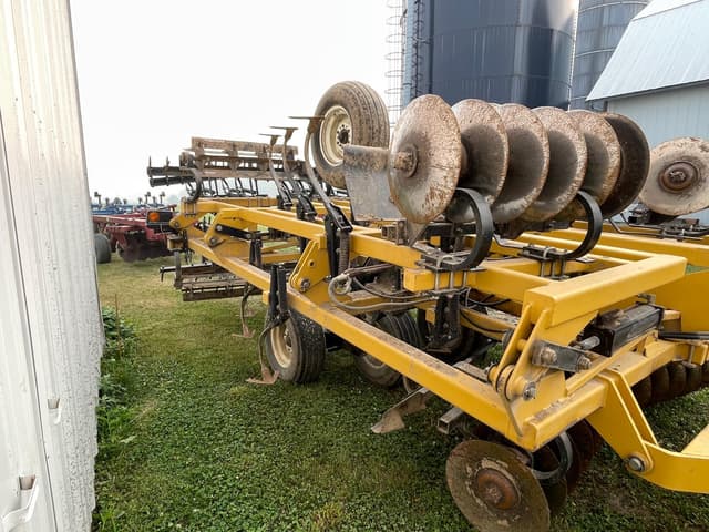 Image of Landoll 875-18 equipment image 3