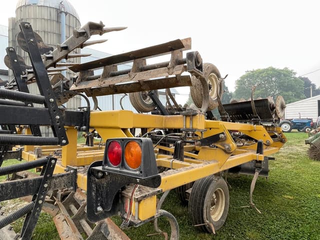 Image of Landoll 875-18 equipment image 4