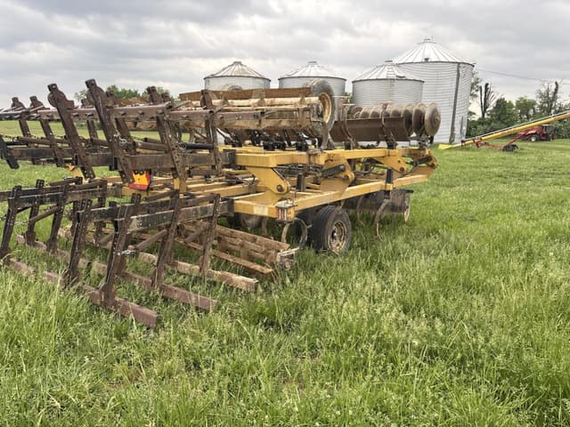 Image of Landoll 875 equipment image 2