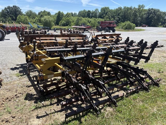 Image of Landoll 875 equipment image 4