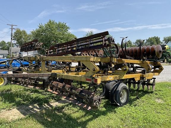 Image of Landoll 875 equipment image 3