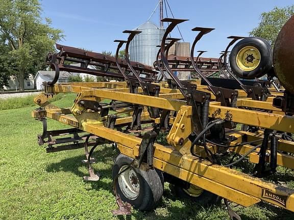 Image of Landoll 875 equipment image 2