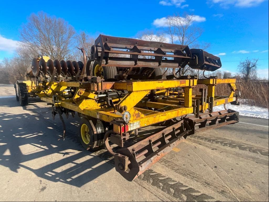 Image of Landoll 875 Primary image