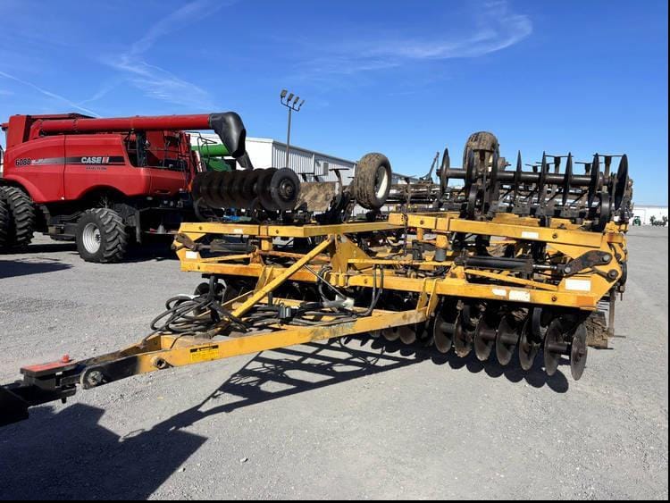 Landoll 875 Equipment Image0