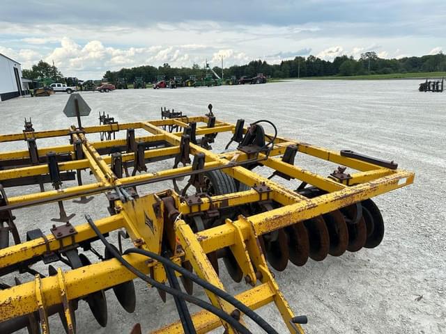 Image of Landoll 875 equipment image 2