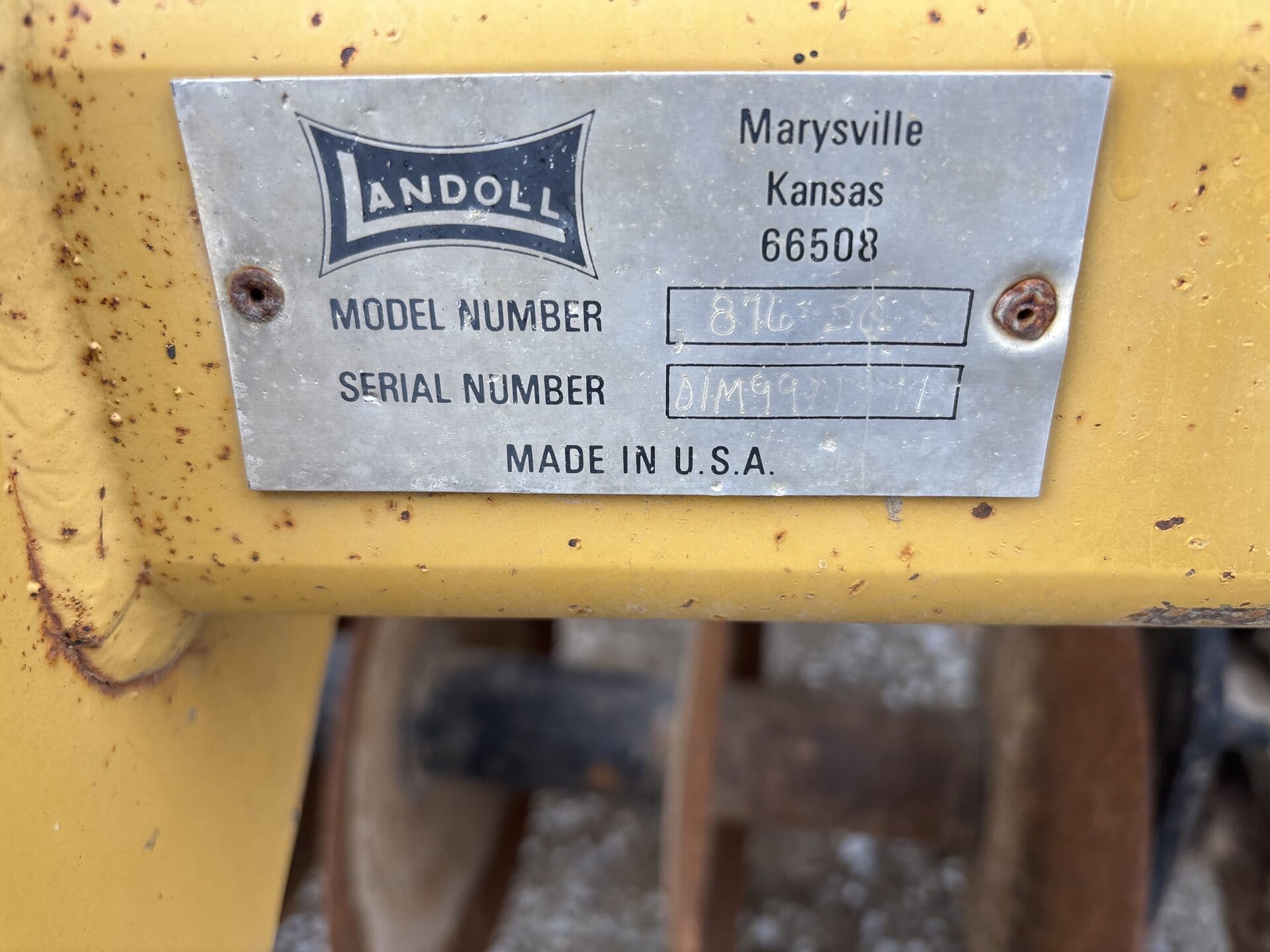 Landoll 876-30 Equipment Image0