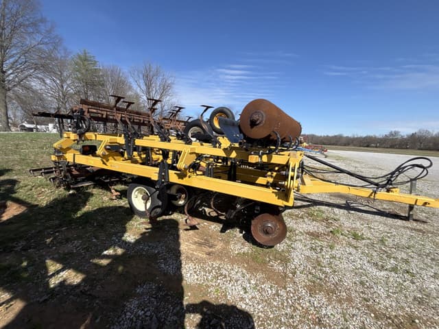 Image of Landoll 876-30 equipment image 1