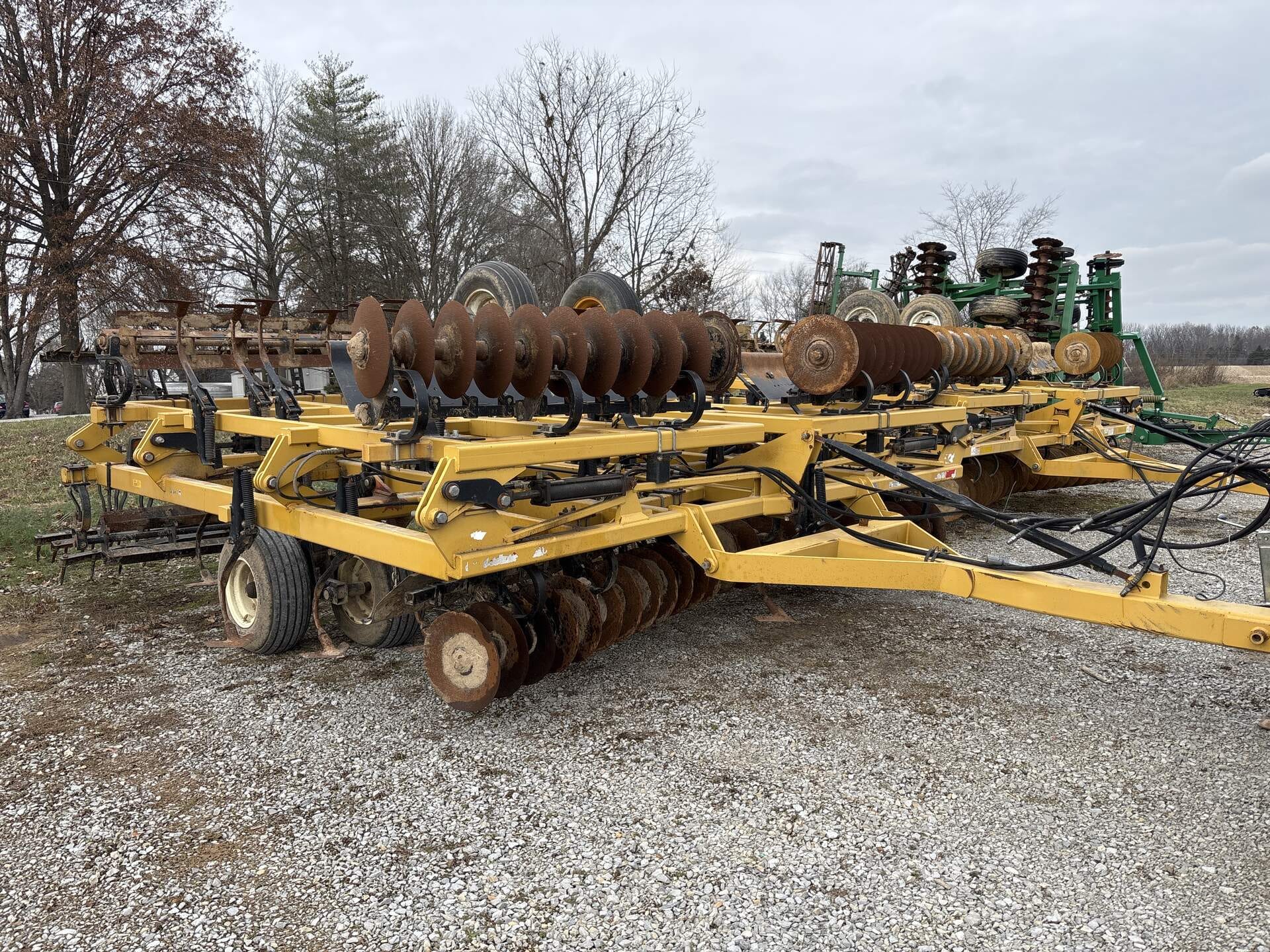 Landoll 876-30 Equipment Image0