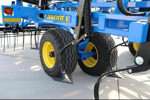 Image of Landoll 9630 equipment image 2