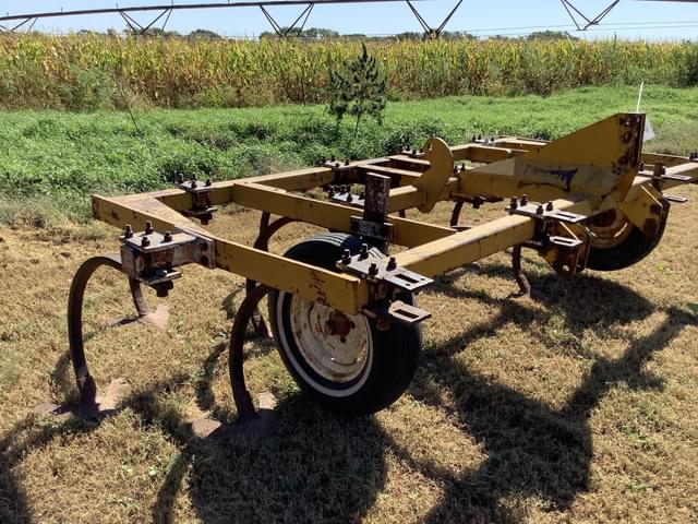 Image of Landoll 3311 equipment image 3