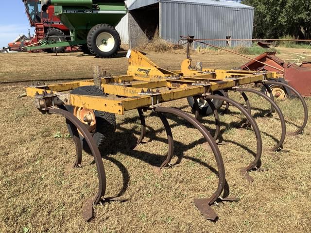 Image of Landoll 3311 equipment image 1