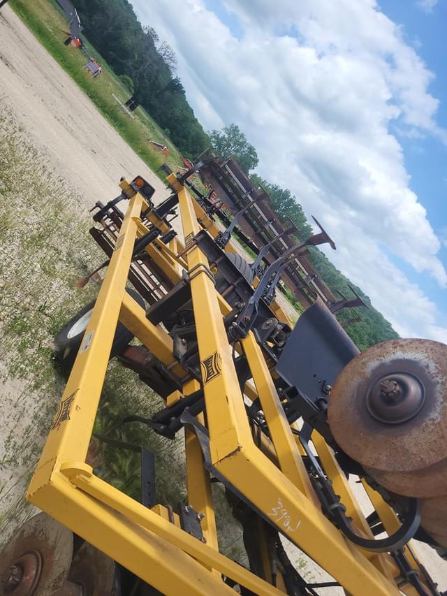 Image of Landoll Tilloll equipment image 1