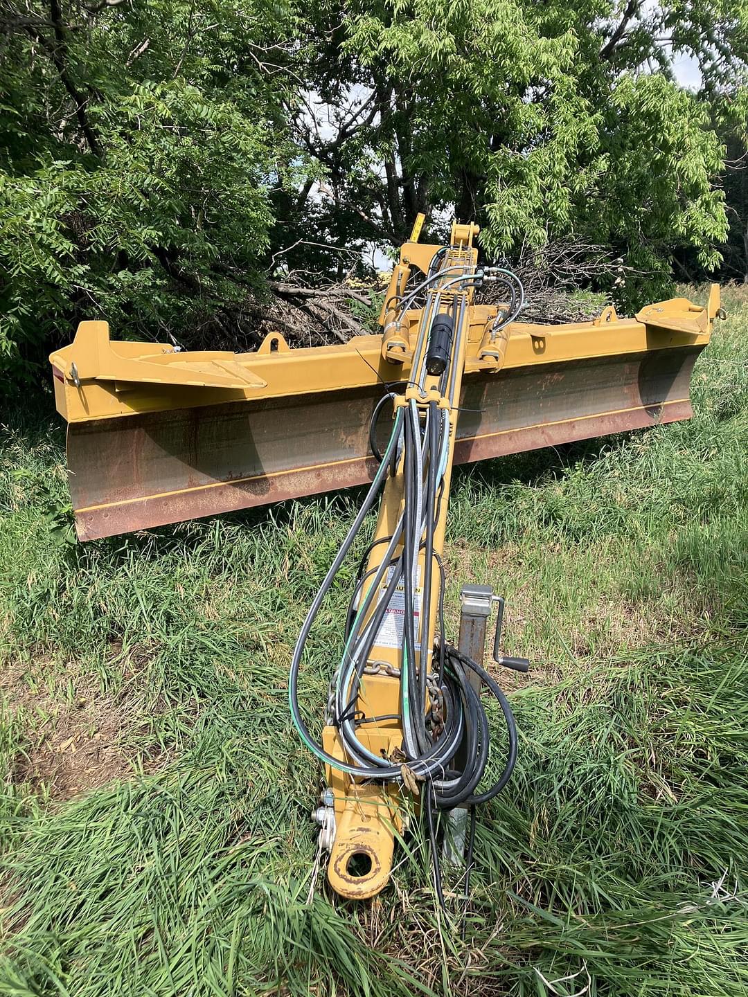 Image of Landoll 1632RS Primary image