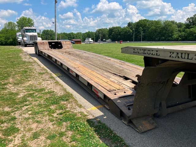 Image of Landoll 835 equipment image 1