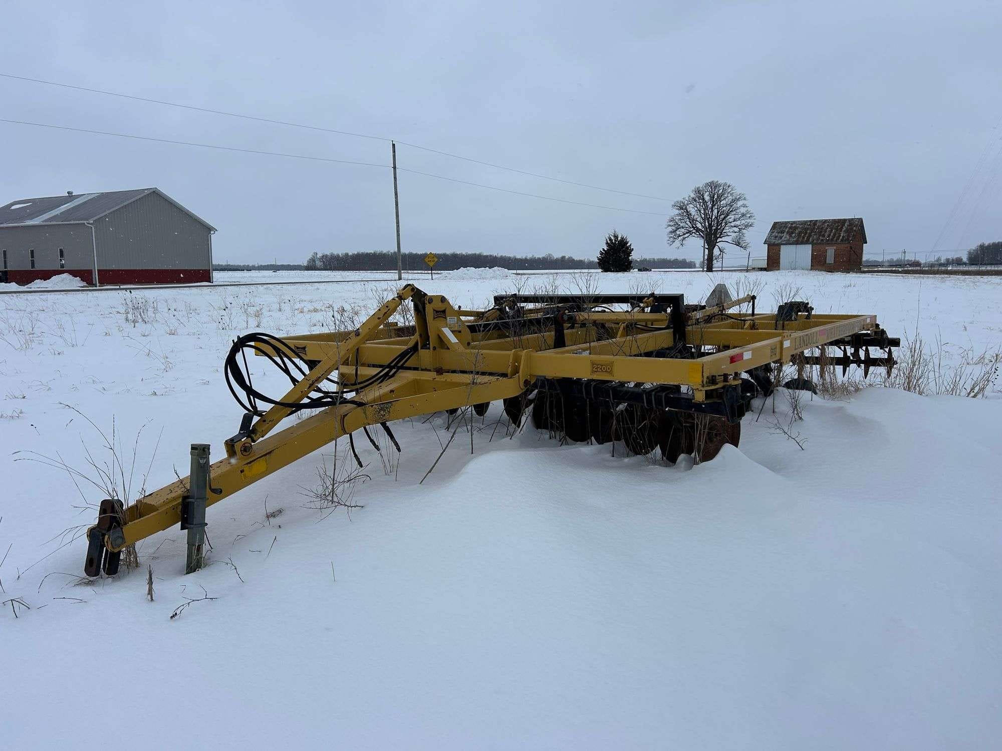 Landoll 2200 Equipment Image0