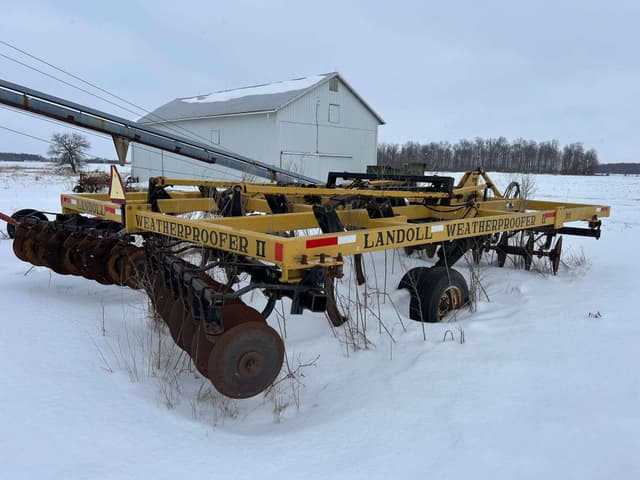 Image of Landoll 2200 equipment image 4