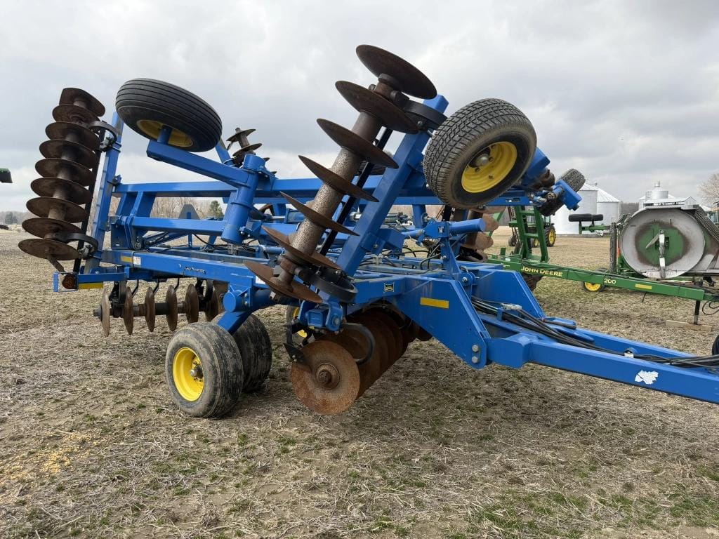 Landoll 6230 Equipment Image0