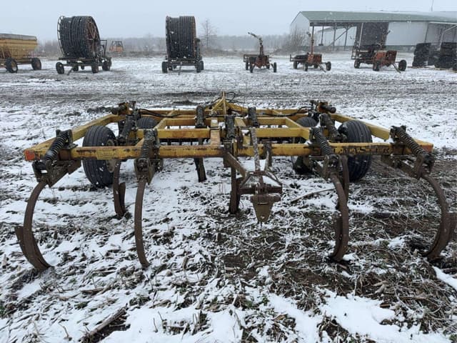 Image of Landoll Soil Master equipment image 4