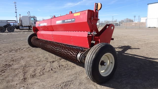 Image of Brillion SS112 equipment image 1