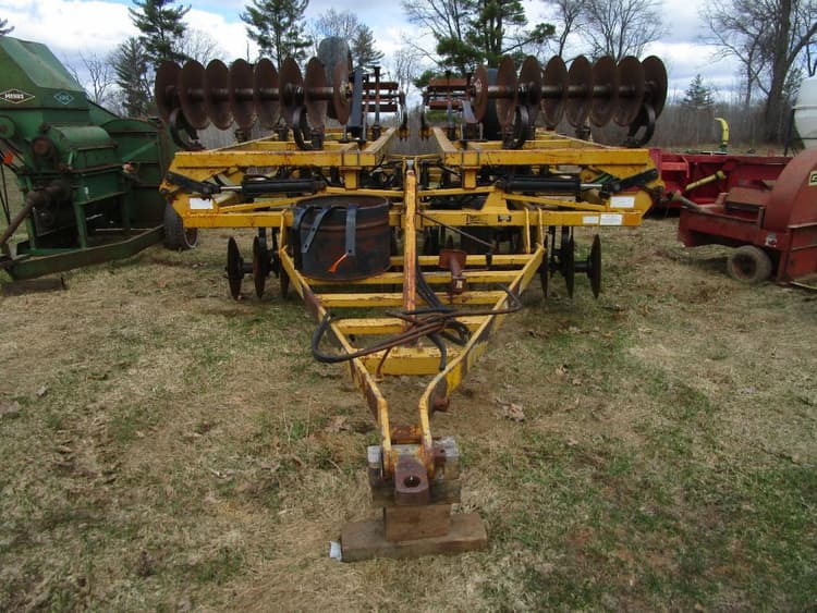 Landoll 875 Tillage Mulch Finishers for Sale Tractor Zoom