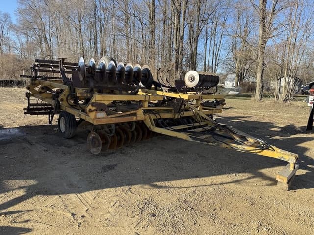 Image of Landoll Tilloll equipment image 2