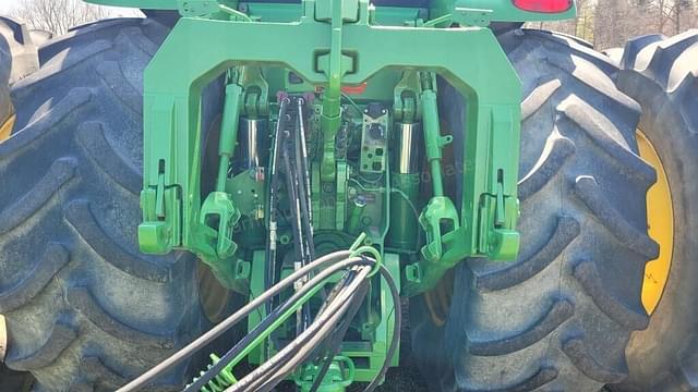 Image of John Deere 8345R equipment image 3