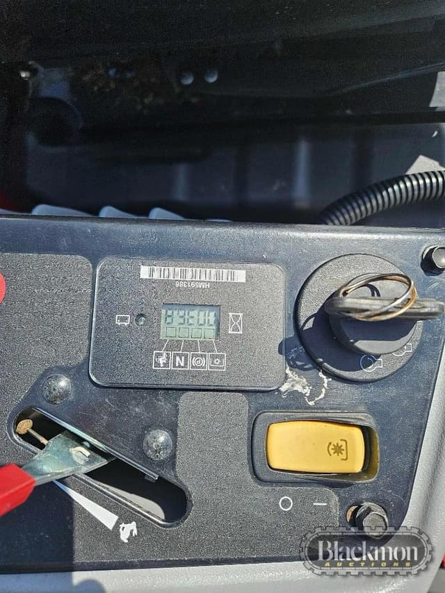 Image of Exmark Lazer Z equipment image 3