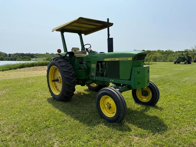 Image of John Deere 3020 equipment image 2