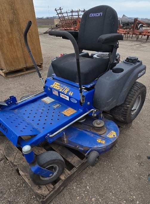 Dixon Speed ZTR Equipment Image0