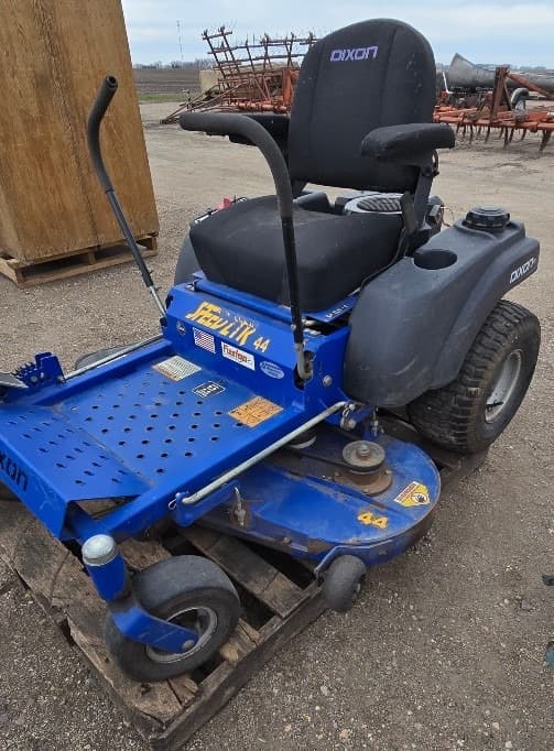 Image of Dixon Speed ZTR Image 0