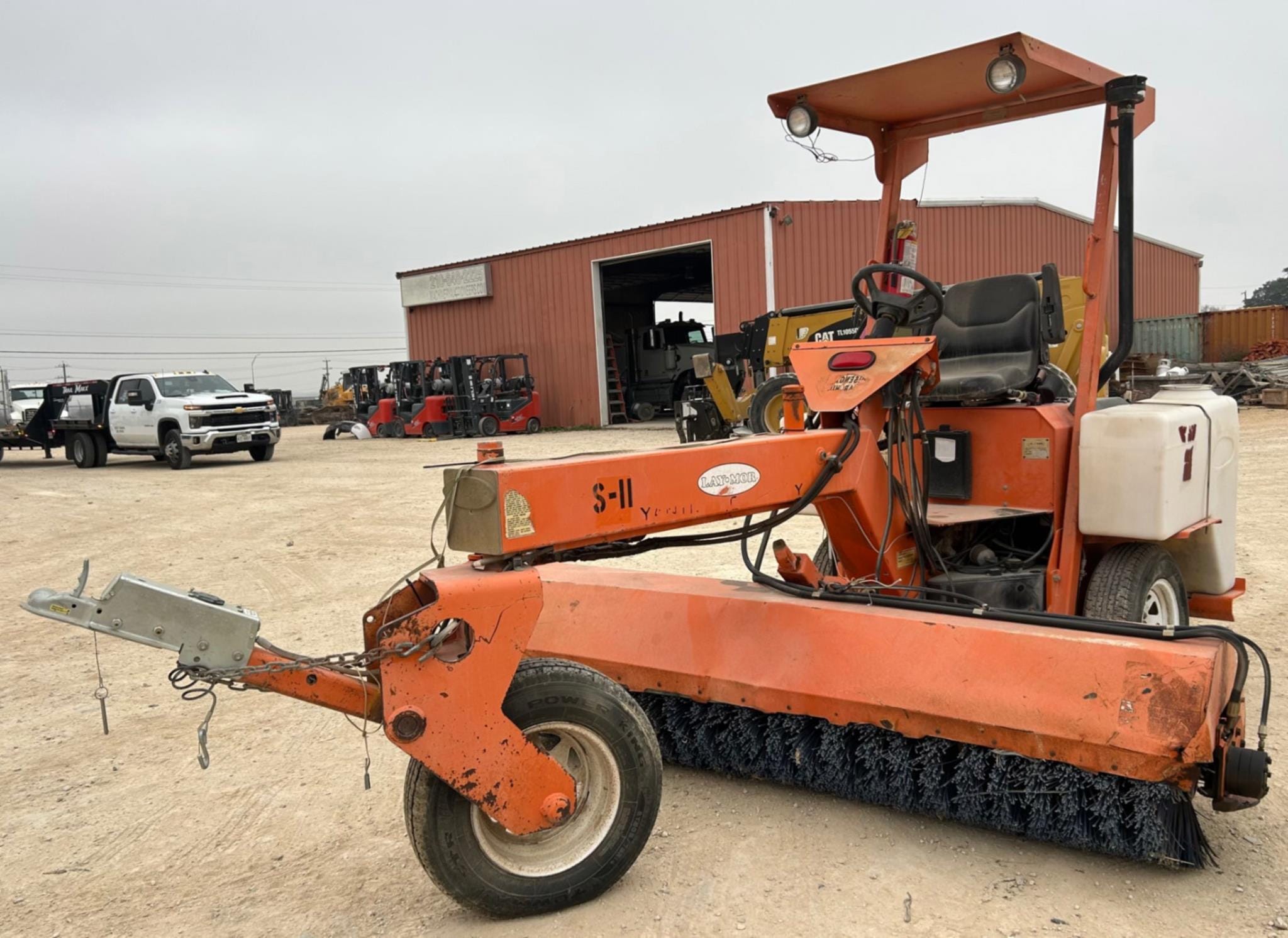 Lay-Mor 8HC Equipment Image0