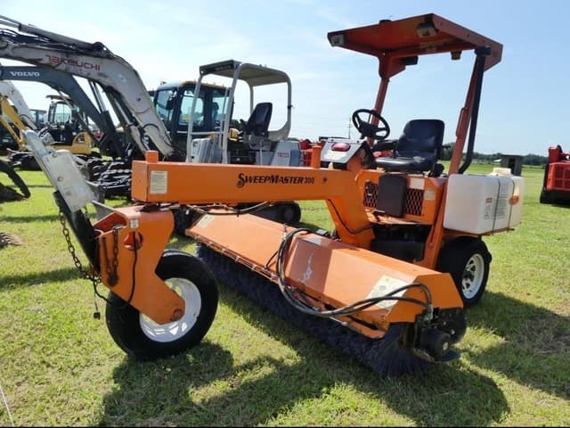 Image of Laymor SweepMaster 300 equipment image 1