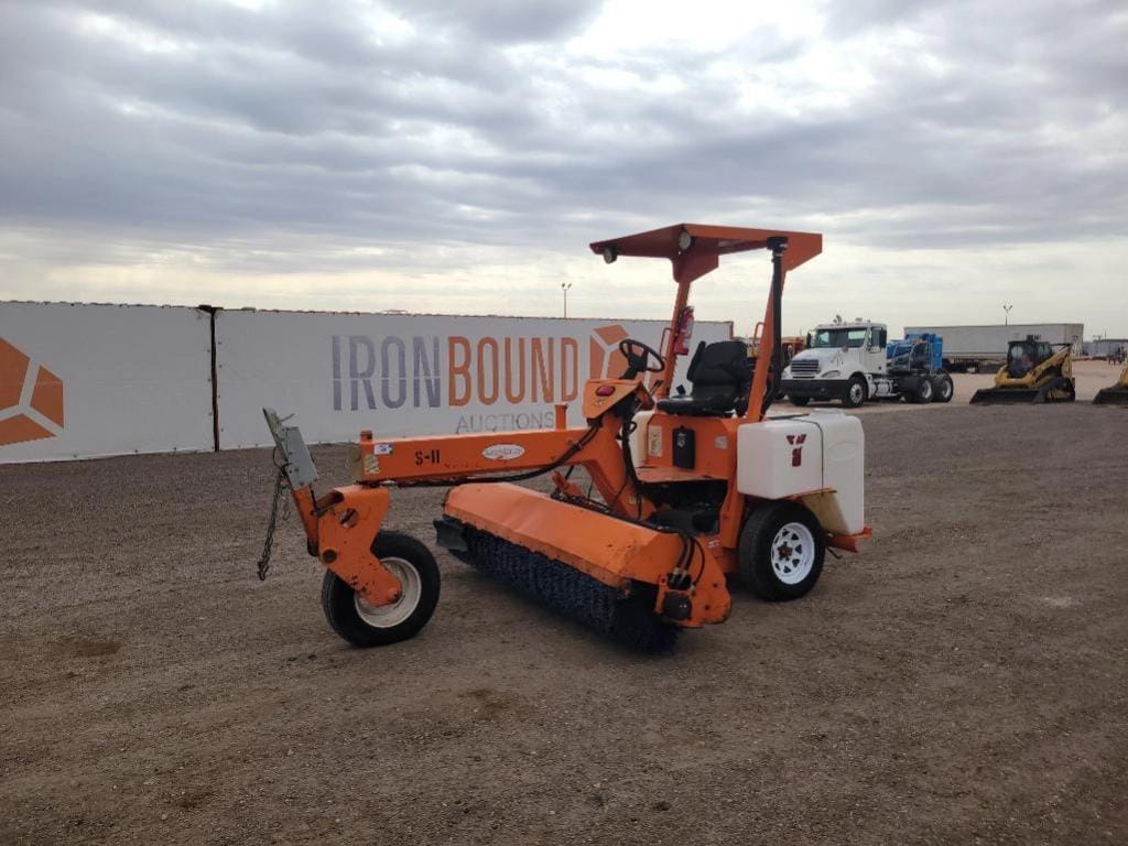 Laymor 8HC Equipment Image0