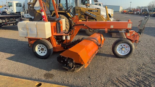 Image of Laymor SM300 equipment image 2