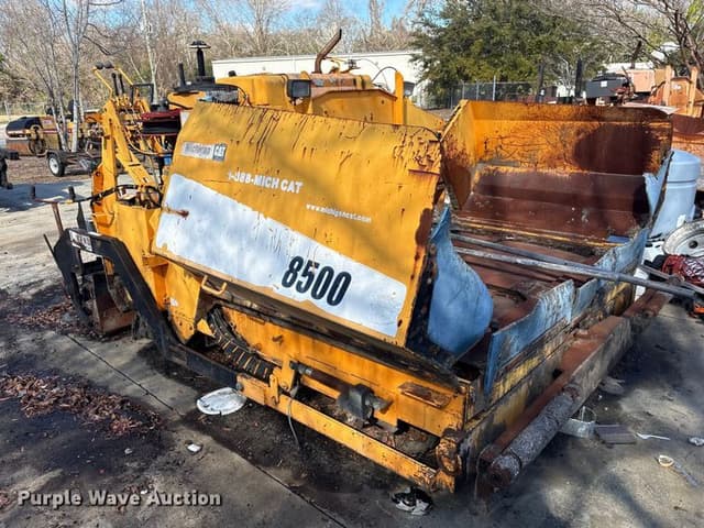 Image of LeeBoy 8500 equipment image 2