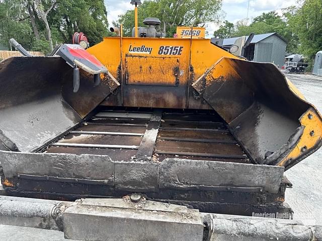 Image of LeeBoy 8515E equipment image 1