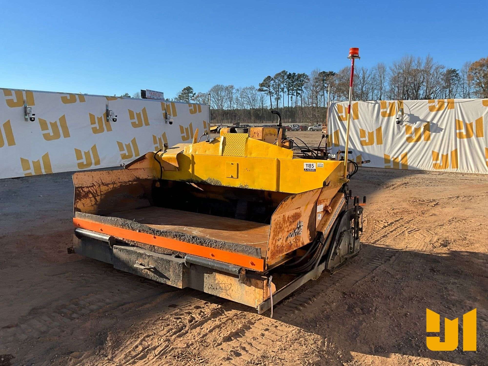 LeeBoy 1000B Equipment Image0