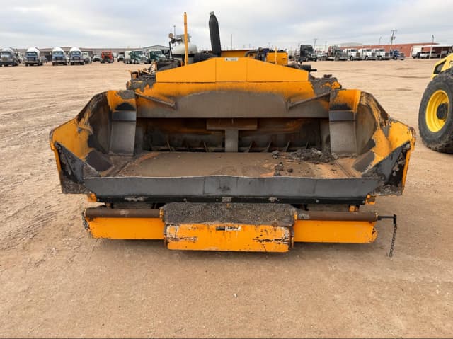 Image of LeeBoy 1000F equipment image 1