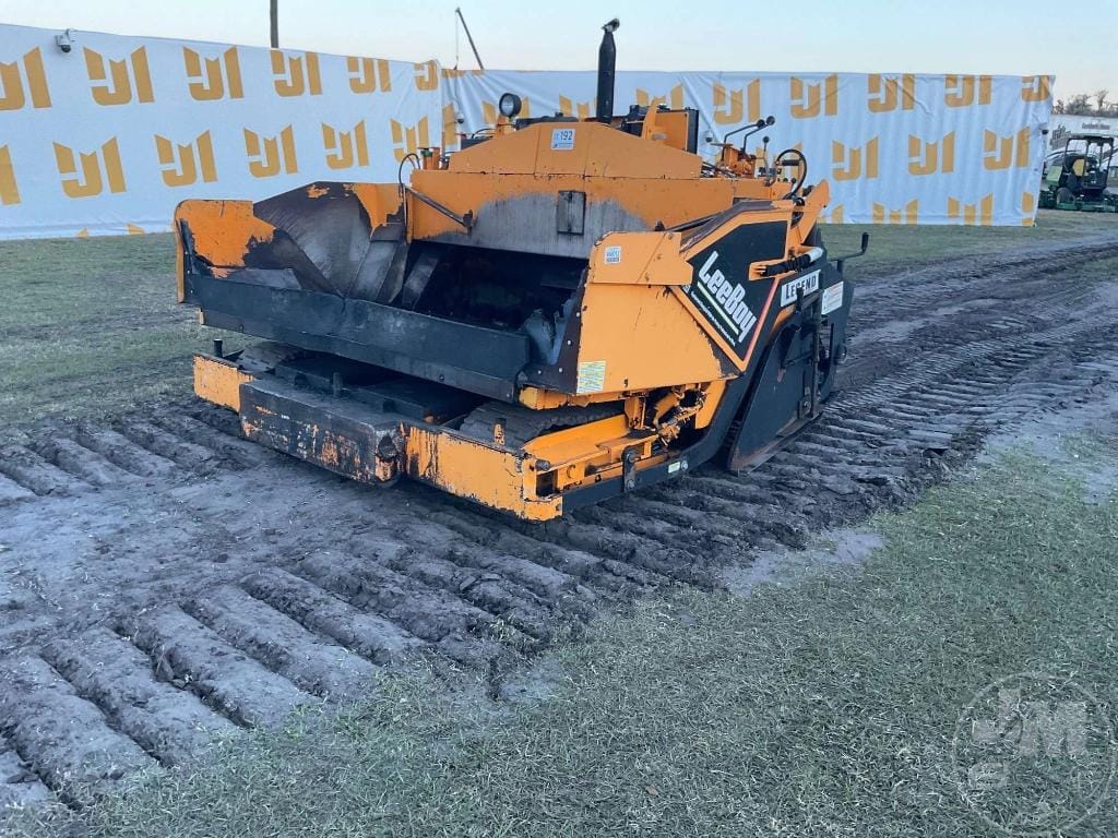 LeeBoy 1000F Equipment Image0