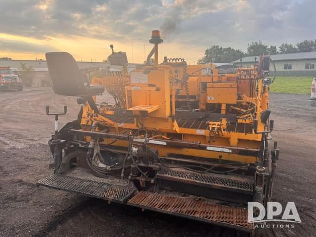 Image of LeeBoy L8500T equipment image 2