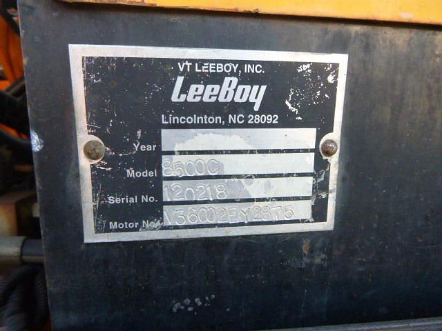 Image of LeeBoy 8500C equipment image 4