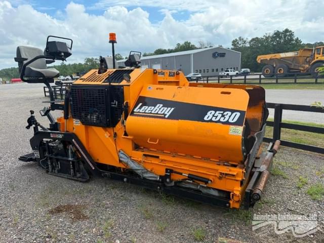 Image of LeeBoy 8530 equipment image 4