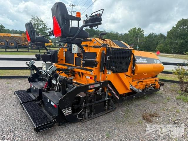 Image of LeeBoy 8530 equipment image 3