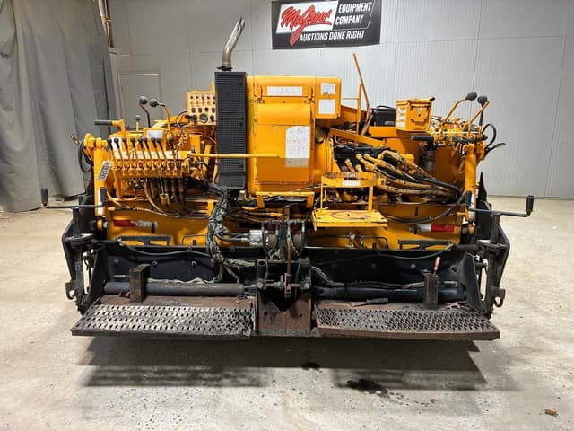 Image of LeeBoy L1000T equipment image 4