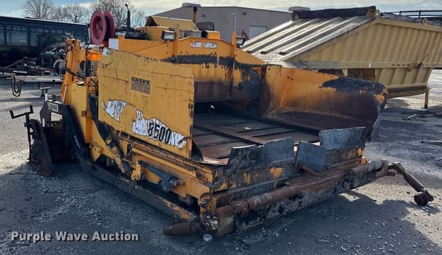 Image of LeeBoy L8500T equipment image 2