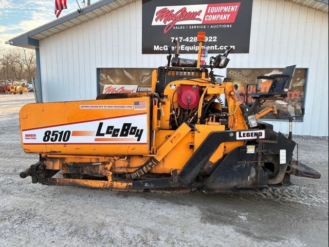 Image of LeeBoy 8510 equipment image 2