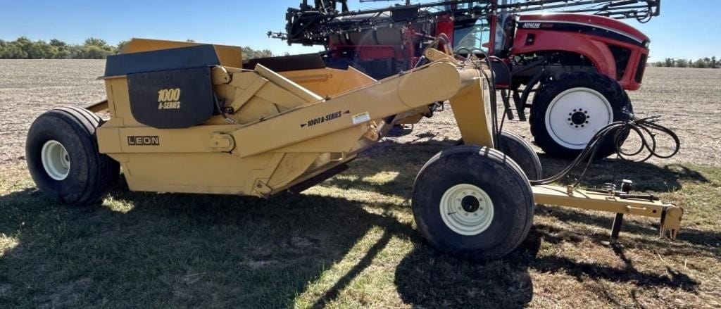 Leon 1000 Equipment Image0