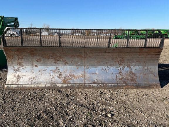 Image of Leon Q9000 equipment image 1