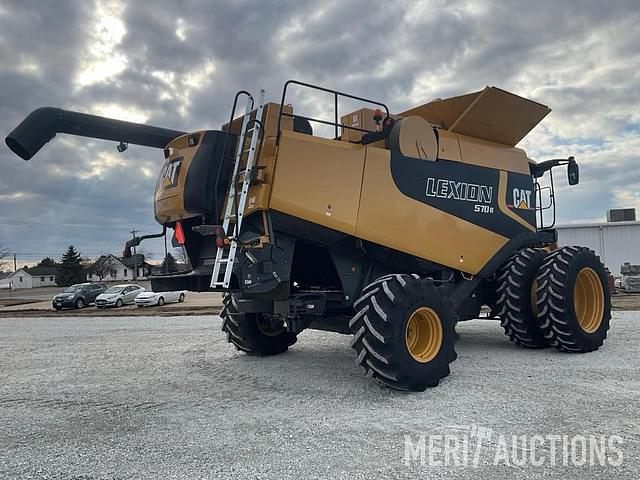 Image of Lexion 570R equipment image 4